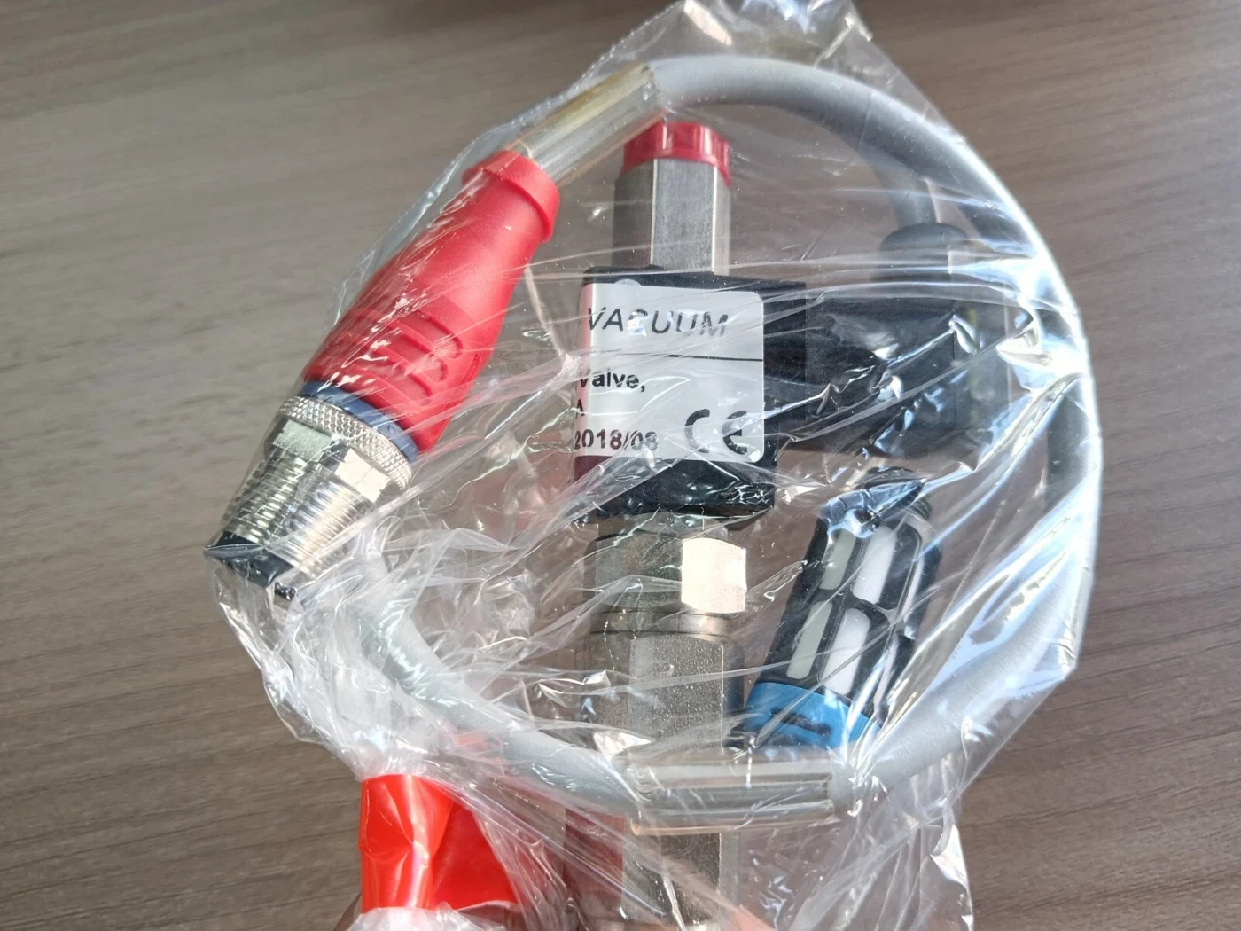 Клапан защитного газа Pfeiffer HiPace 2800 / 3400 — PM Z01313A — дополнительный вид
