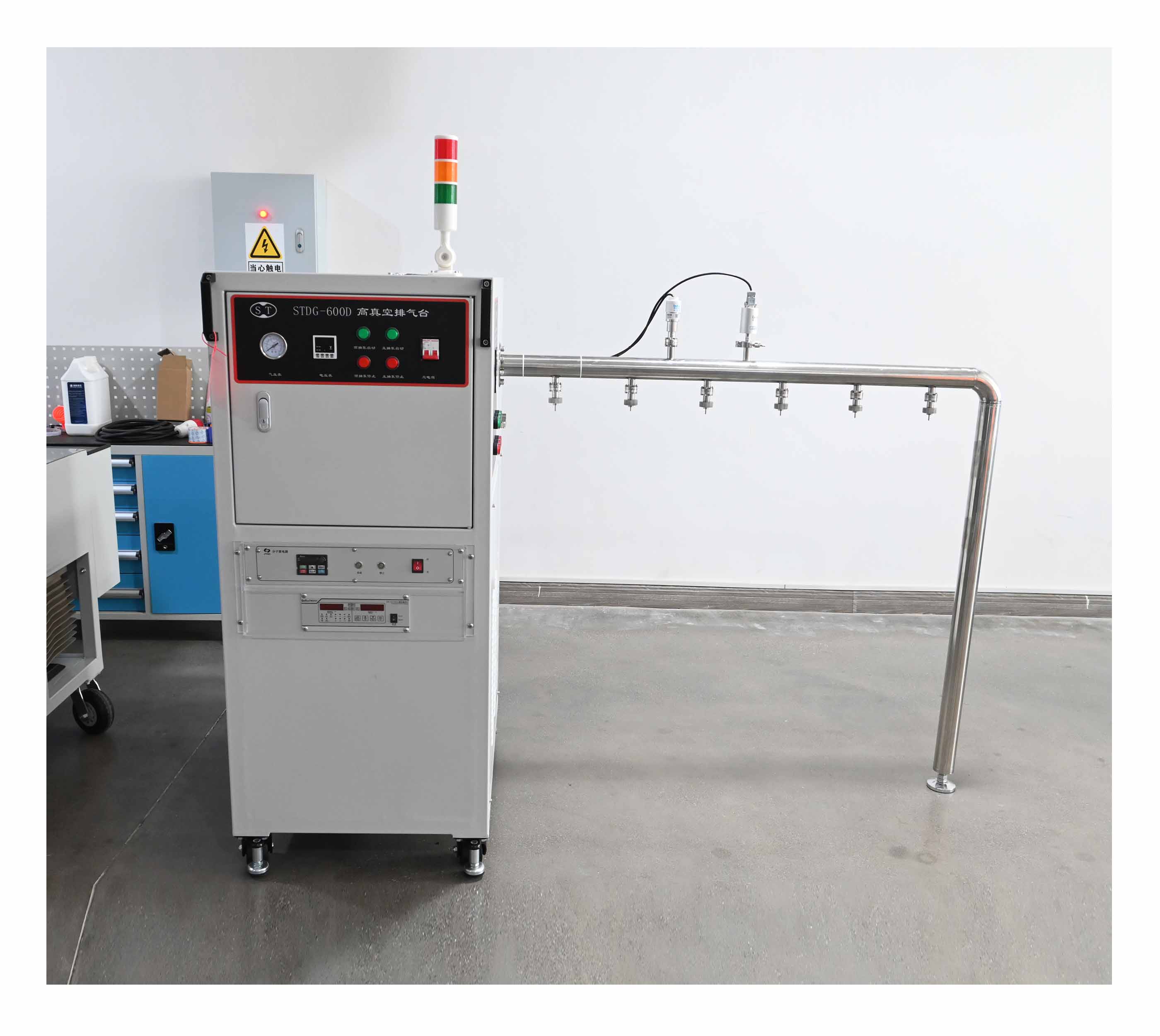 STDG-600D — оригинальная фотография XST; комплектация по спецификации